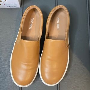 Tan Nine West slip on gently used